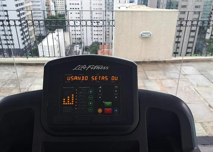 Flat Confortavel - Academia - Piscina - Garagem - Melhor Localizacao Do Itaim Bibi